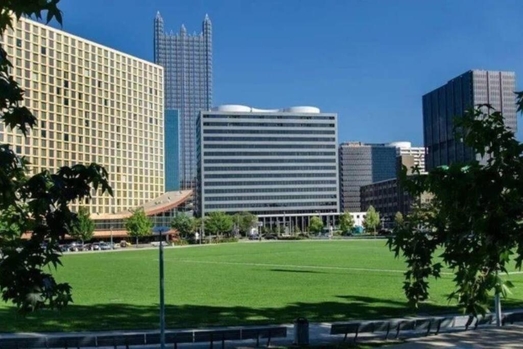 Luxe City Views Prime Location 24-7 Parking Gym Lounge Pittsburgh Eksteriør bilde