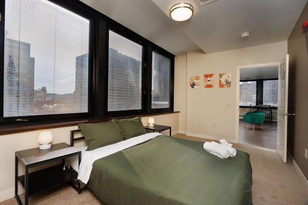 Luxe City Views Prime Location 24-7 Parking Gym Lounge Pittsburgh Eksteriør bilde